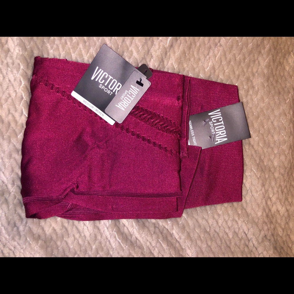 Seamless leggings (Victoria’s secret)